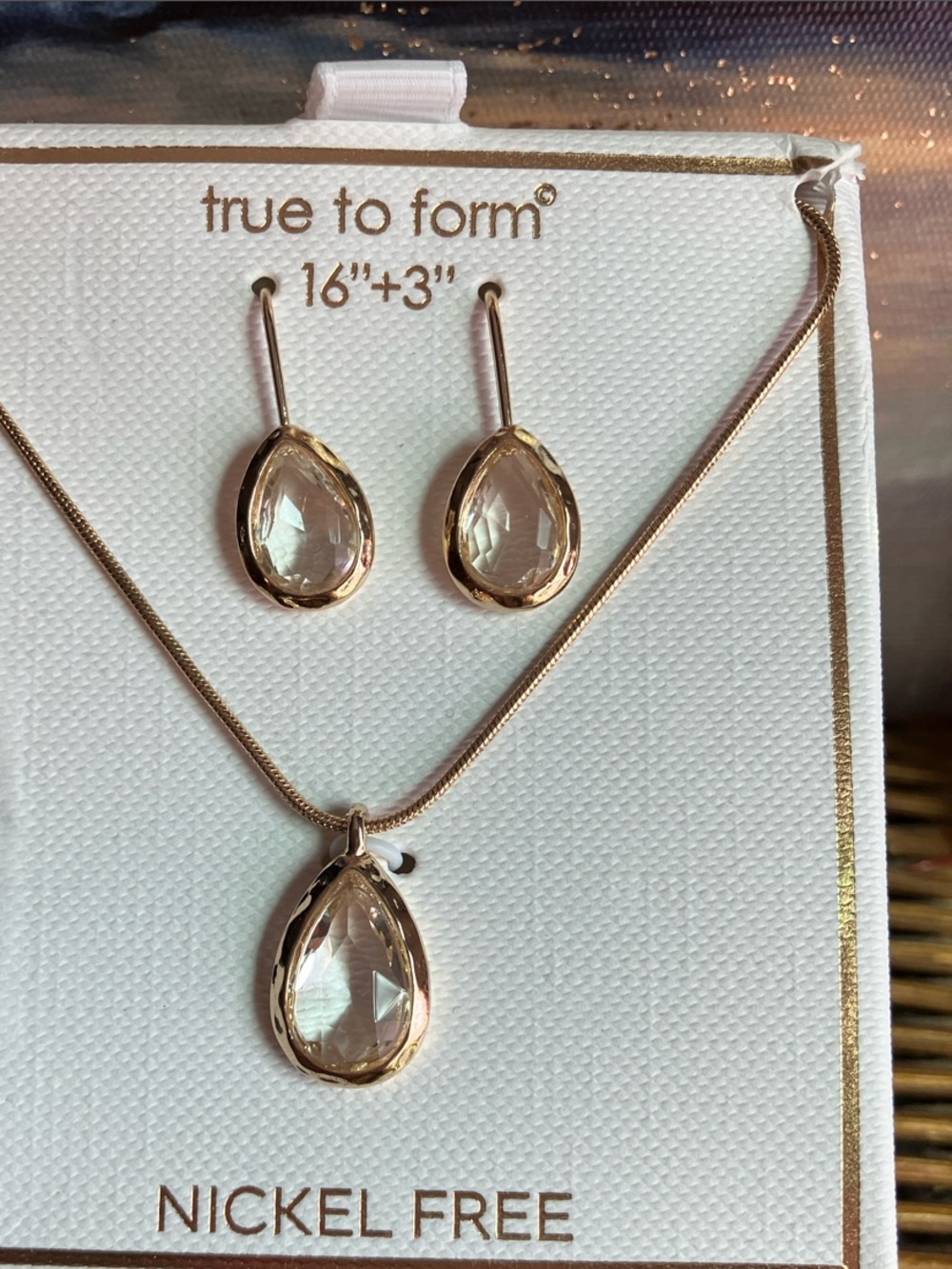 TRUE TO FORM - Gold Teardrop Necklace&Earring Set/ Pink Crystal FREE GIFTS:) :)